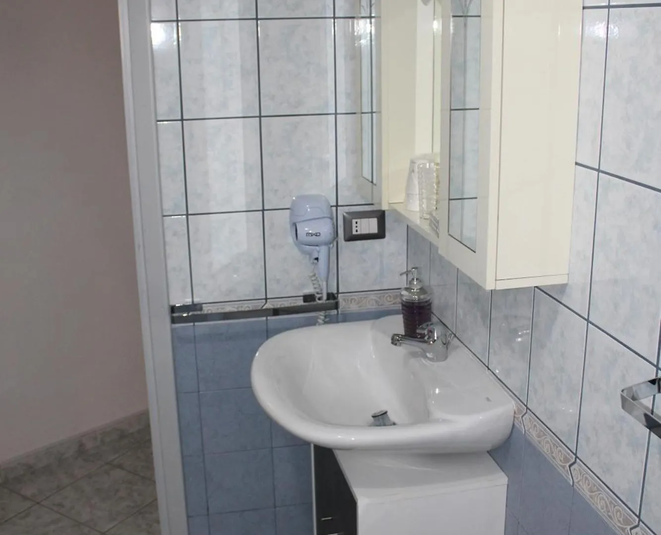 L'Alga Bed & Breakfast Cabras Italy